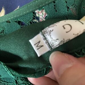 Green short sleeve lace dress